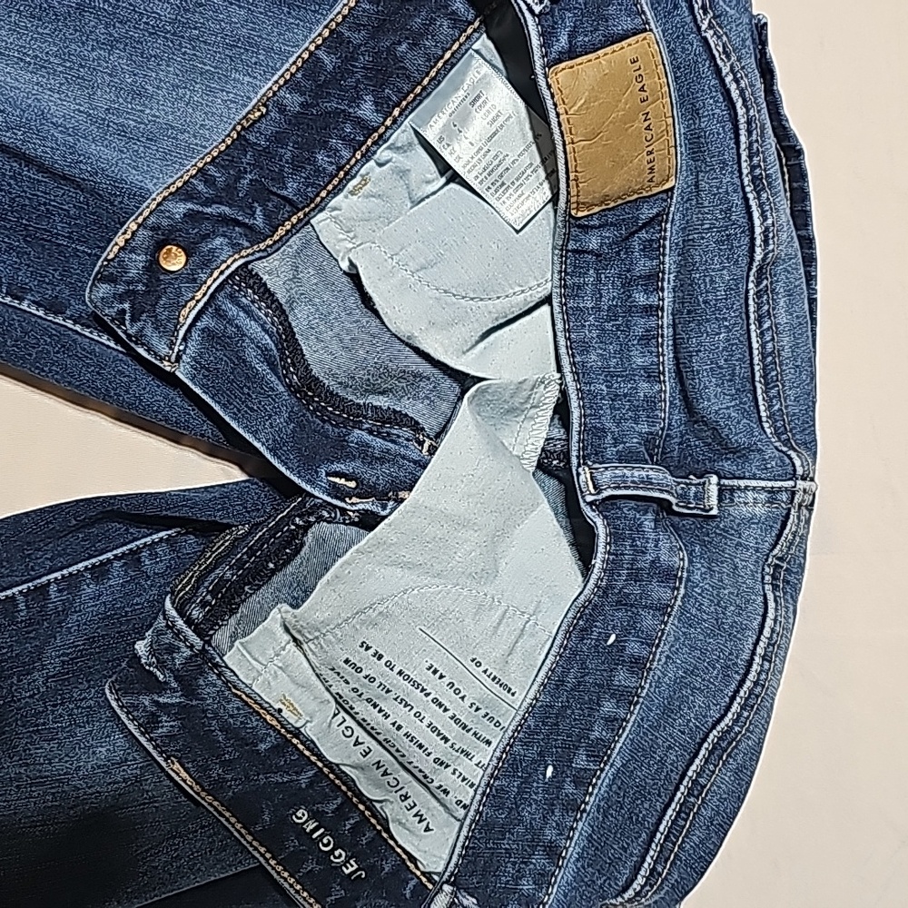 American Eagle jeans - Picture 3 of 6